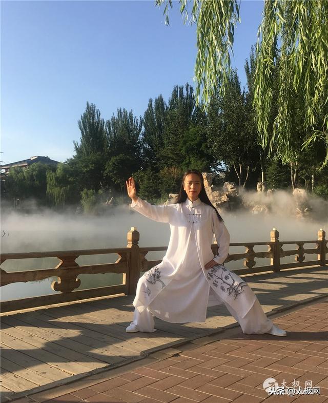 太极第一美女图片