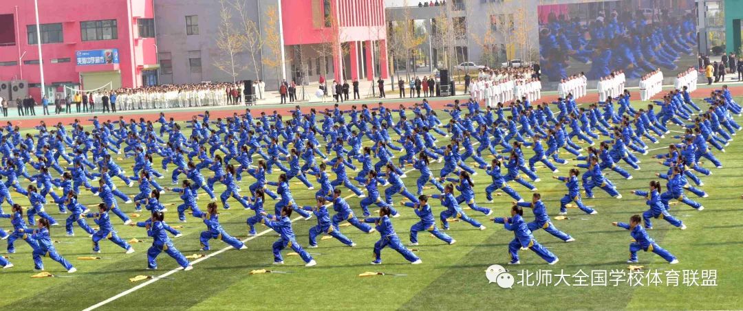 大彭實驗小學的《武術操》,夾河中學的《八段錦》,啟星中學的《啦啦操