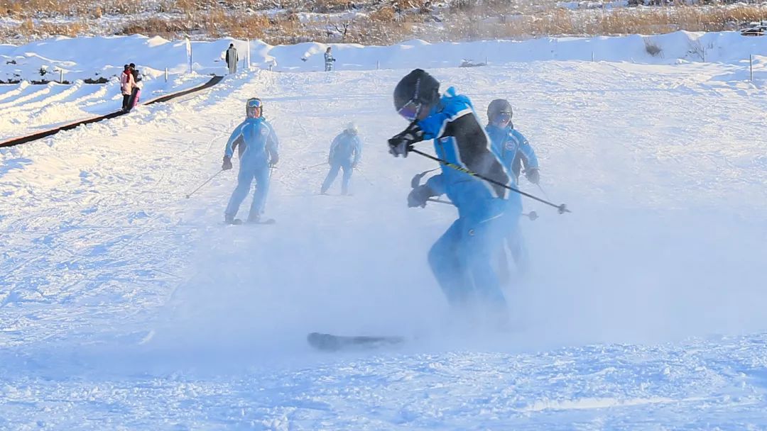 【前方高能】龙头山双十二欢乐购剧透!这次可不要在错过!_滑雪