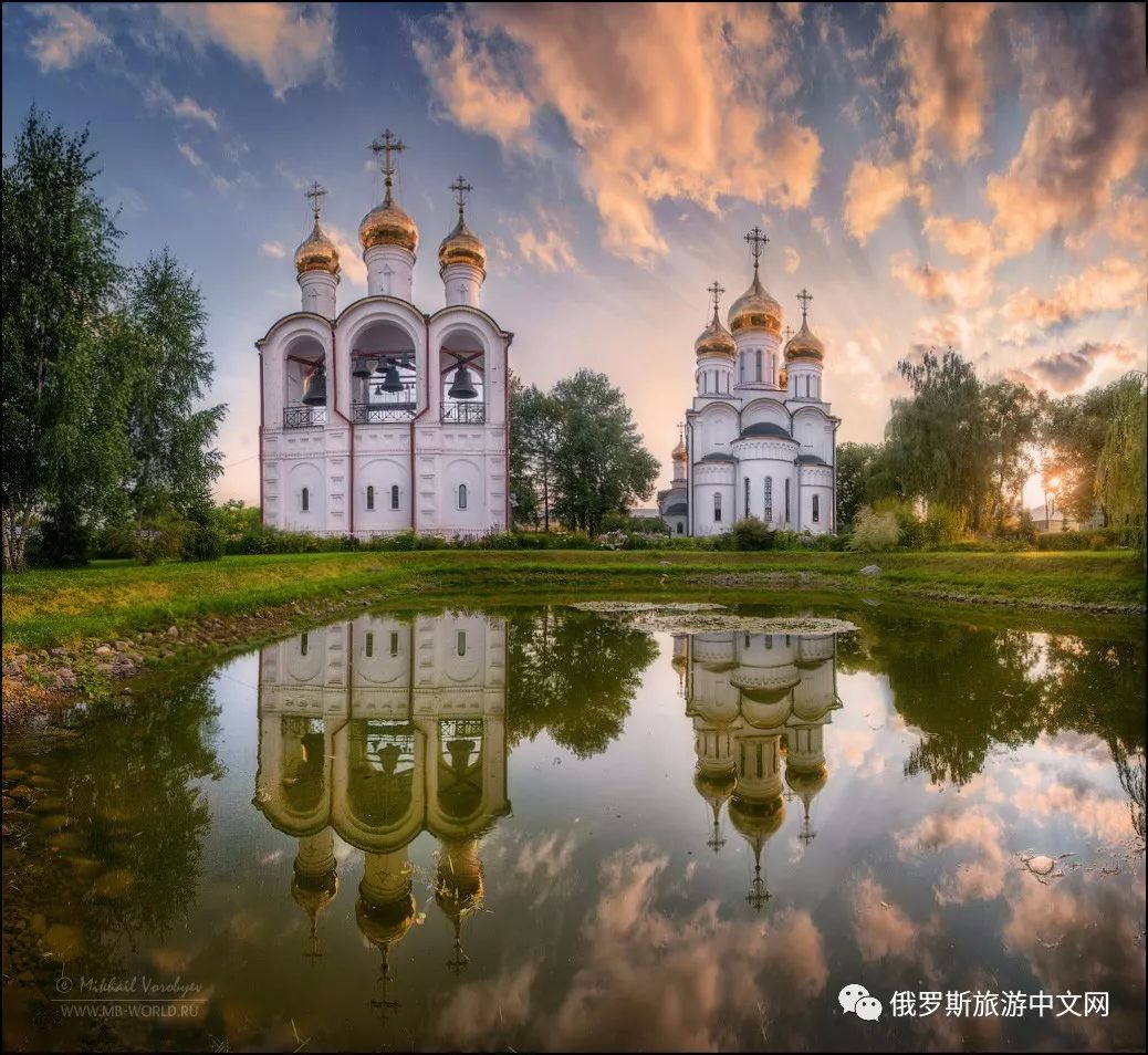 цо России),是一條俄羅斯古代建築和文化寶庫的環型旅遊路線