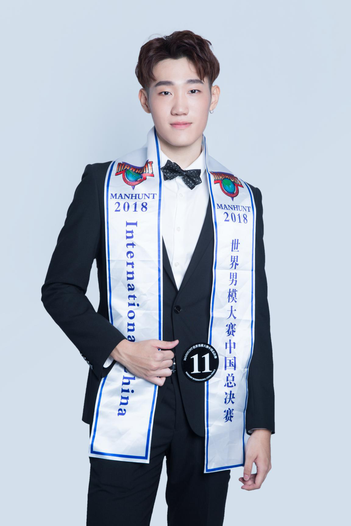 人气少年李成泽荣获manhunt世界男模大赛香港冠军