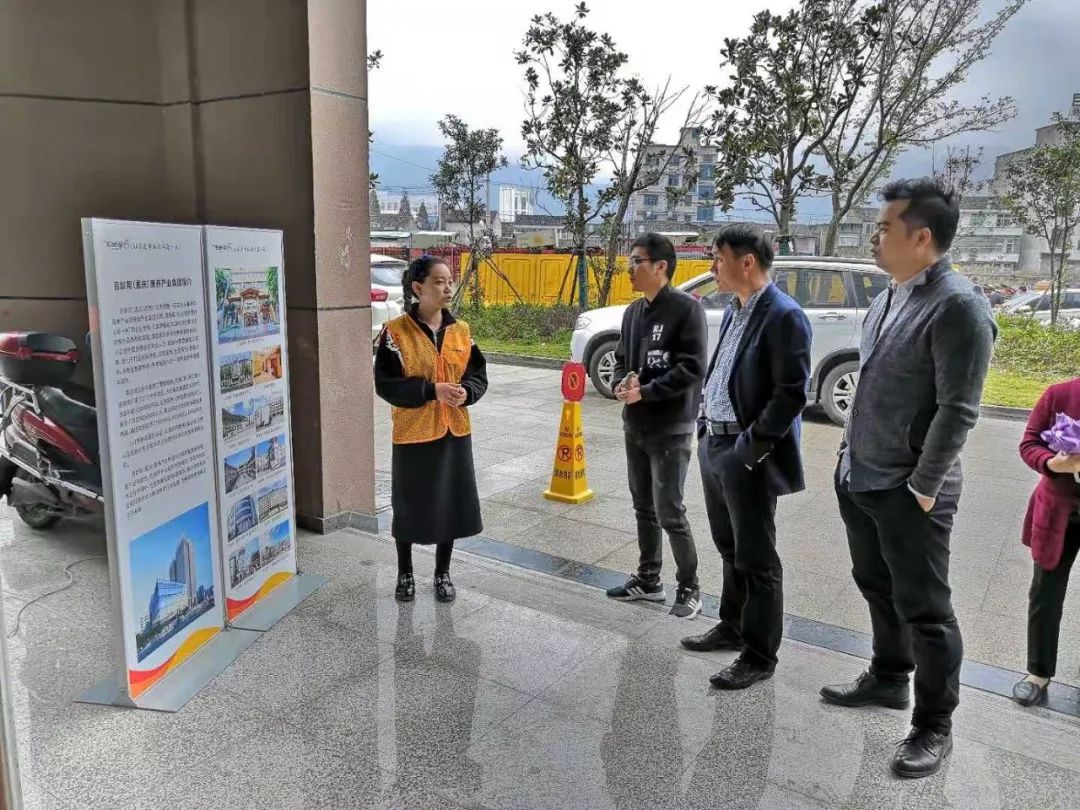 溫州市鹿城區民政局蒞臨百齡幫·潘橋街道養老服務中心視察_領導