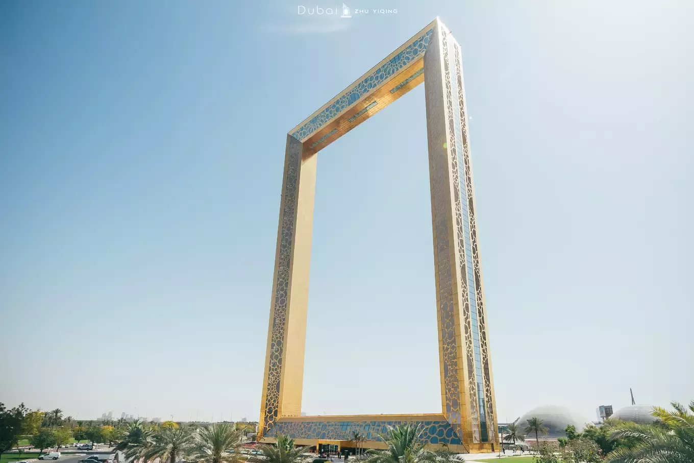 迪拜再现土豪之作,花3亿打造纯金外墙的迪拜之框,又是世界之最
