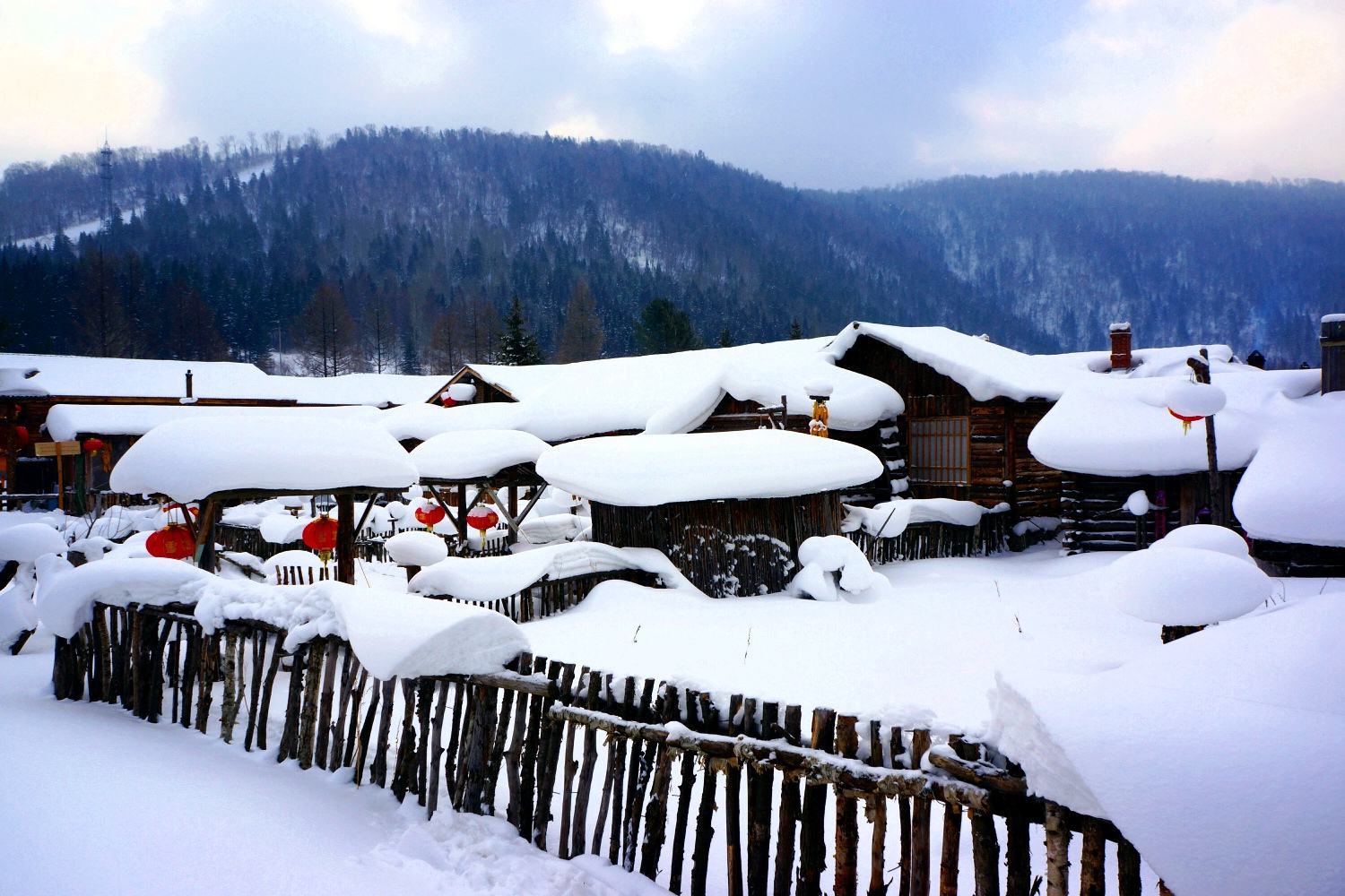 黑龙江农村雪景图片