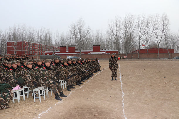 北京武警新兵训练基地图片