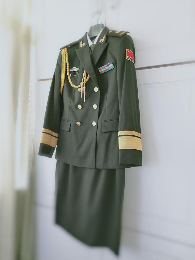 07式礼服图片