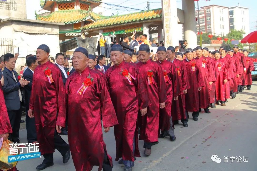 大场面潮汕又有两个村化解百年恩怨数万人见证