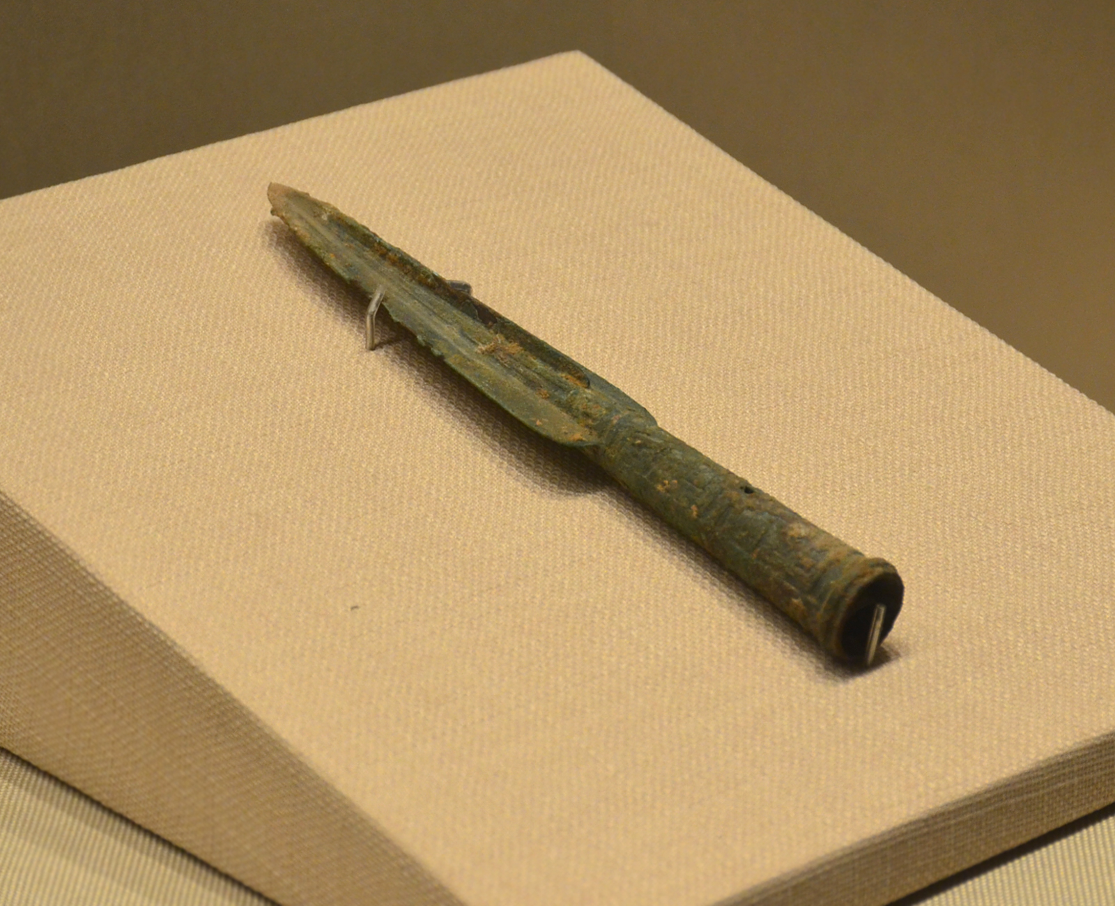 战国时期的青铜矛古代一种常规长兵器