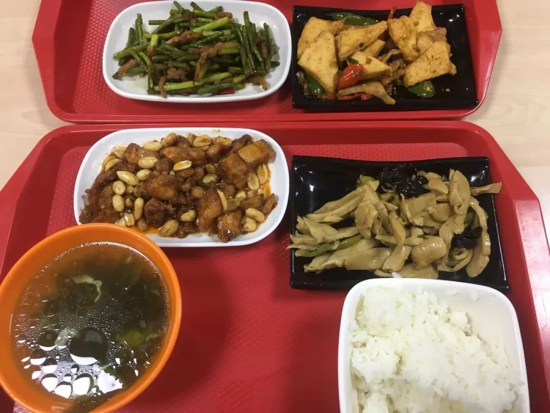 魔都合資品牌4s店員工餐大比拼!