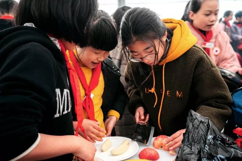 和五年级小学生做了图片