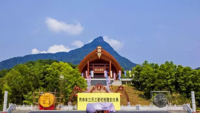 五指山水满乡旅游景点图片