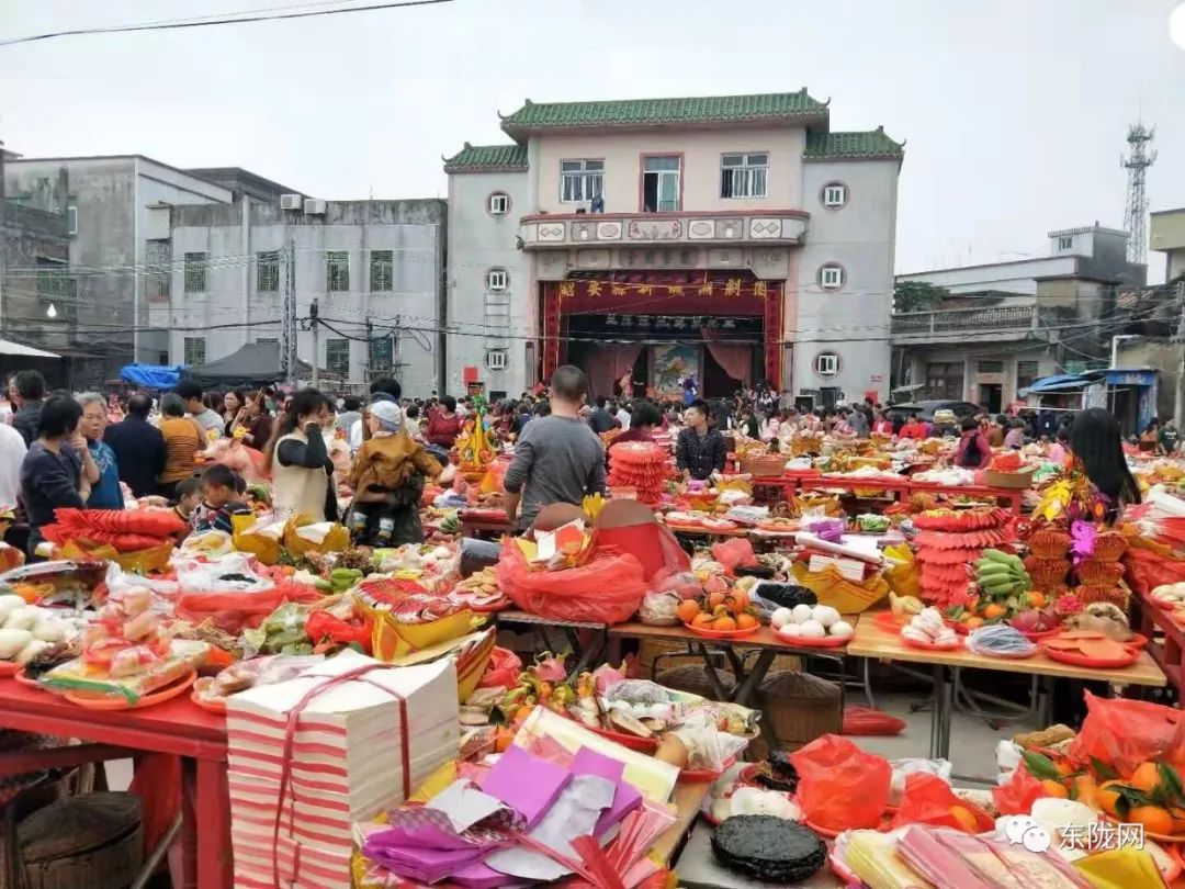 74壮观惠来东陇镇钓石村一年一度年尾拜神大老热你有去现场了吗