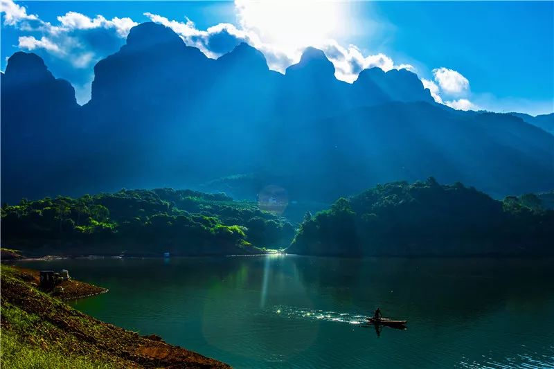 高山族风光图片