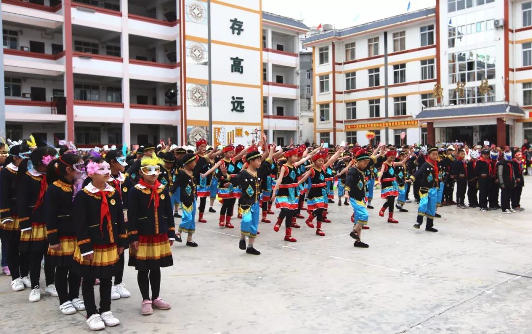 昭通建飞小学图片