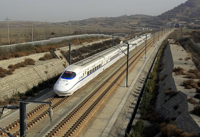 陕西省将要修建的一条高铁,沿途设8个站点,有望年底开工建设