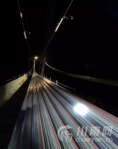 古蔺这座桥主缆用钢丝3万根总长度可绕地球一圈半