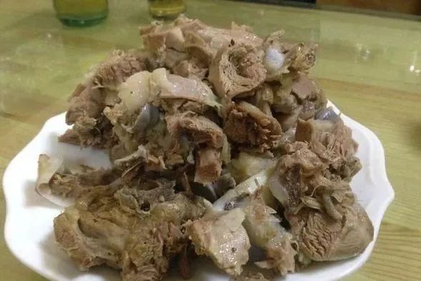 新疆羊肉vs其他羊肉,西北哪里的羊肉最好吃?那必须是…看了才知道!