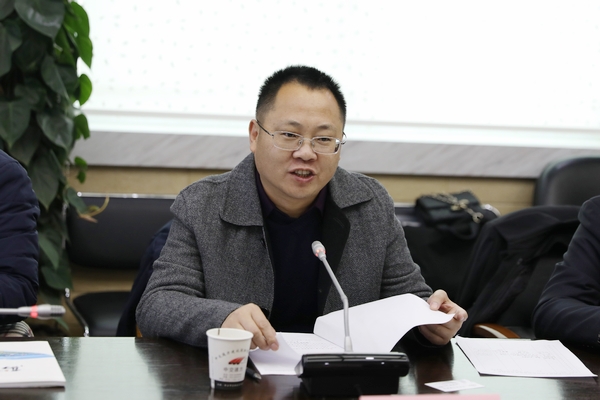 高县县委书记李康,高县人民政府副县长周勇,中交通力董长,总裁孙忠弟