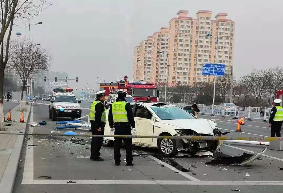 忻州昨天车祸追踪图片