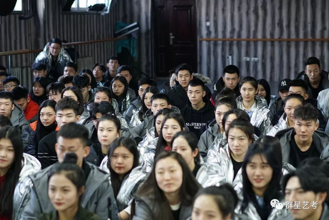 创建于1992年,前身为四川师范大学电影电视学院.