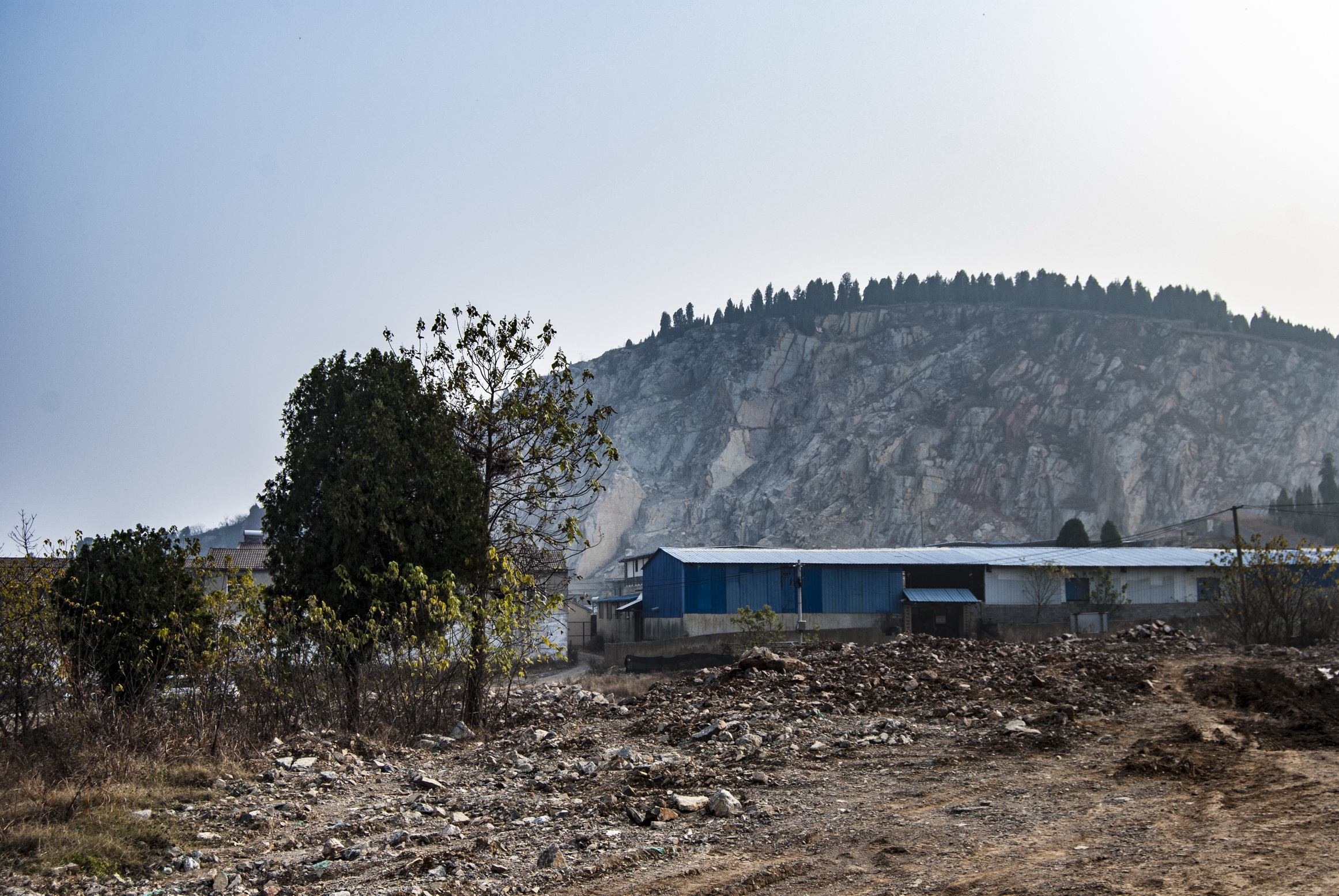 徐州拖龙山正在建设的原始图片几年后是绿树如茵