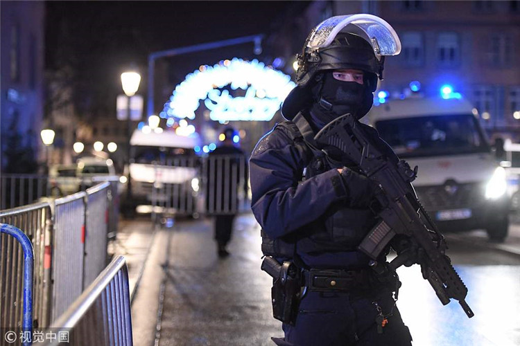 法國斯特拉斯堡市中心槍擊事件已致4人死亡 商業 第2張