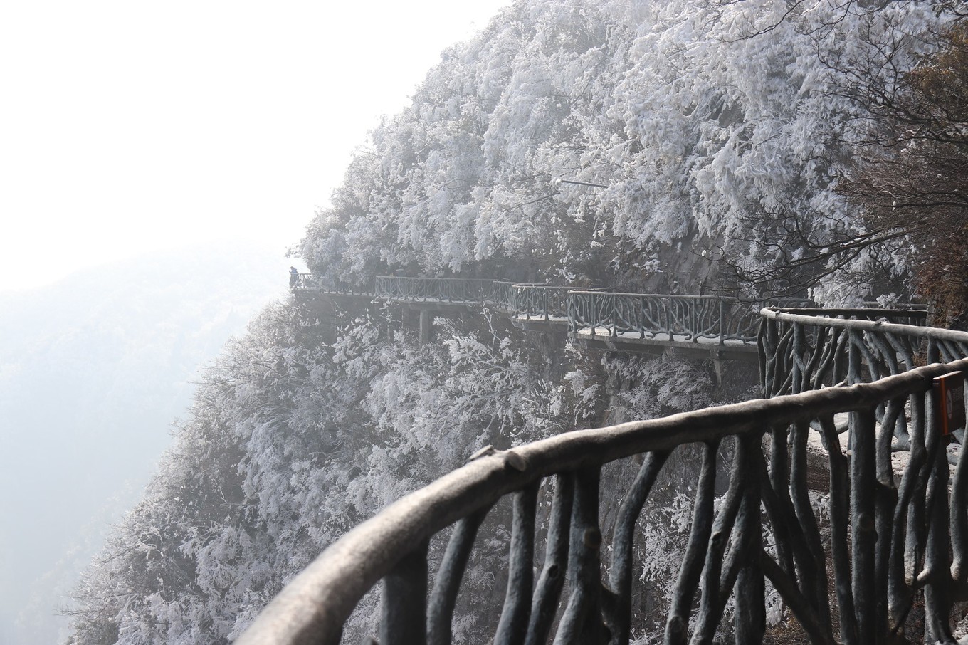 冬季來張家界天門山看雪張家界旅遊攻略