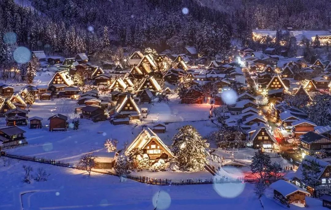 獨特建築 濃厚人文 童話雪鄉已打包,請各位旅行者在日本白川鄉簽收