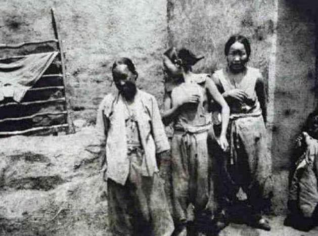 清军大营中的女9图片