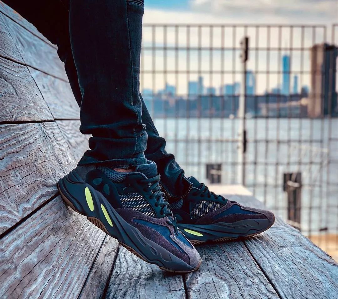 球鞋| 坎爺曝光全新yeezy 700 vx鞋款