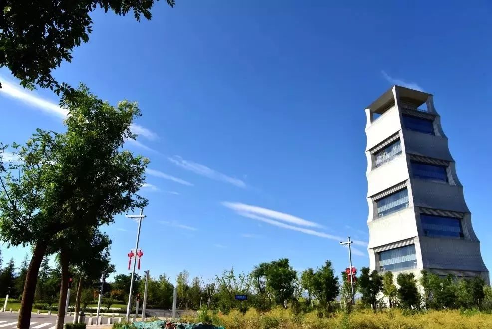 區內中湖公園,星河運動公園航天城文化生態園,世子公園錯落分佈景象