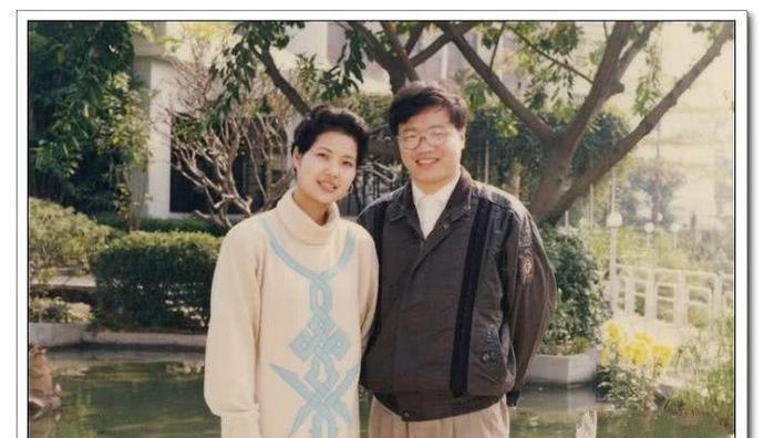 李双江第一任妻子照片图片
