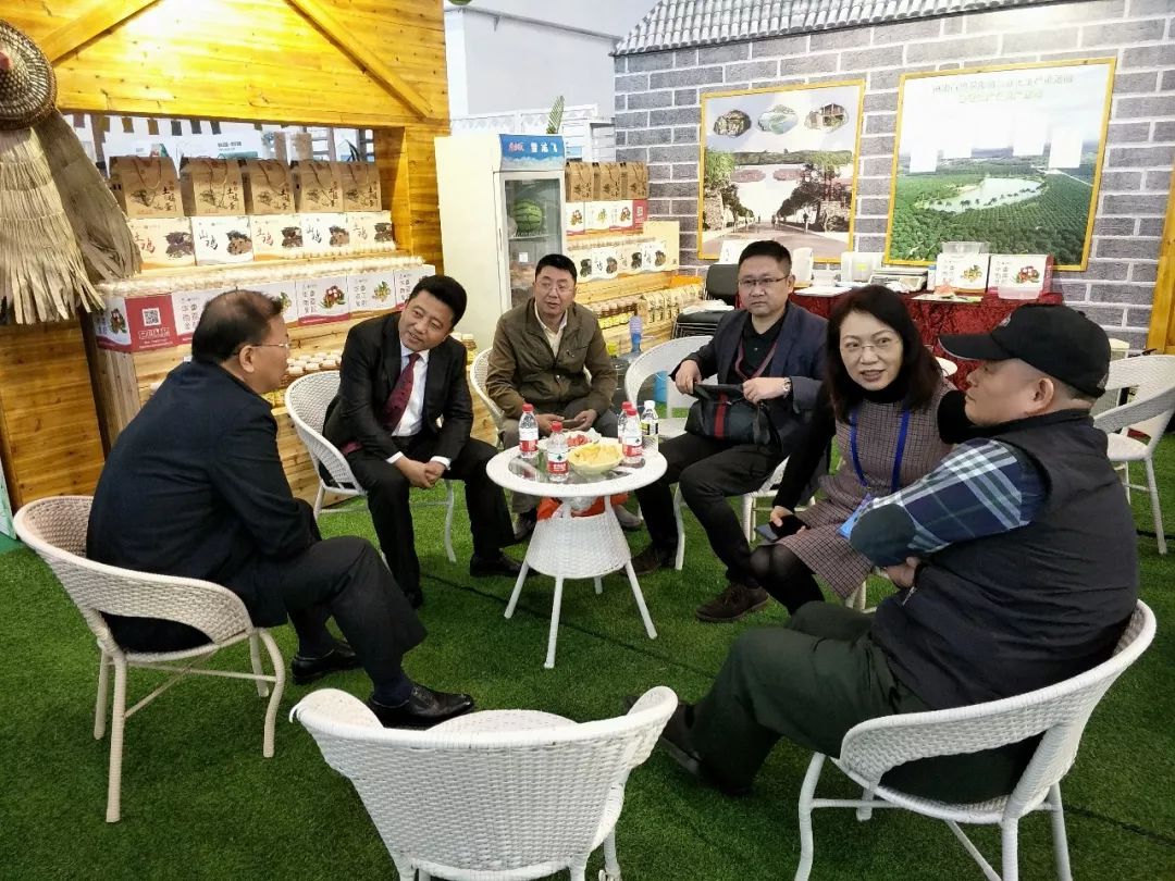 河北新发地集团董事长米亚林出席2018年中国(海南)国际热带农产品冬季