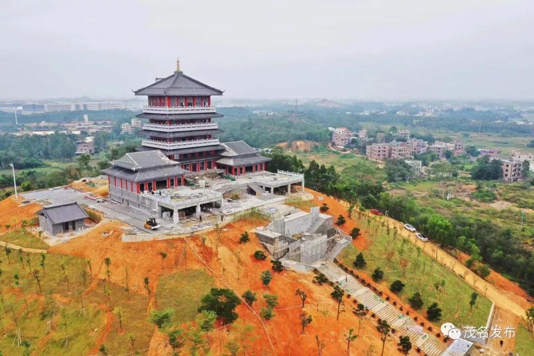 又一新地标惊艳全城潘茂名纪念公园雨顺阁亮灯