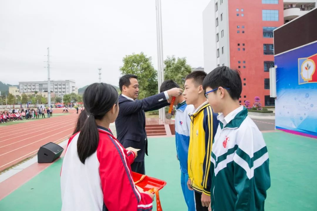 惠州市第十七屆青少年科技創新大賽圓滿落幕榕城中學