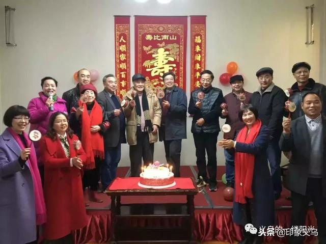 上图为义乌老书记严高文,老领导杨守春,陈有德,刘峻等