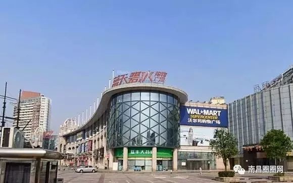 海南三亚蓝海购物广场图片
