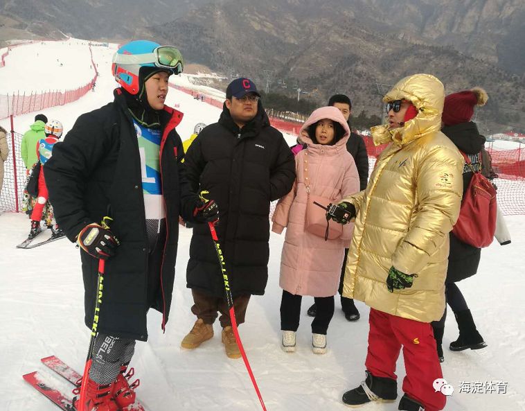 市冬会滑雪预选赛首日海淀代表队丙组14人进入决赛