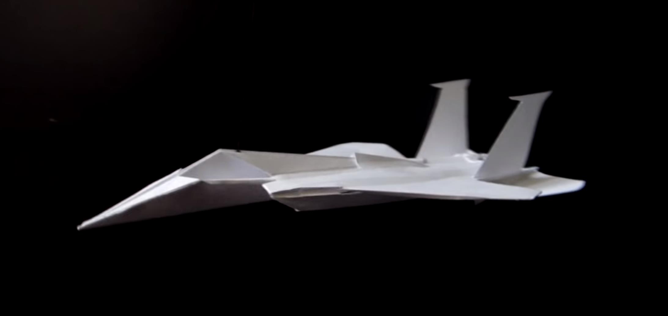 世界上最恐怖的纸飞机图片