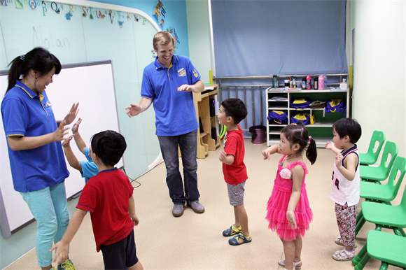 贝乐学科英语上海天山路培训中心 怎样跟孩子聊“规则”