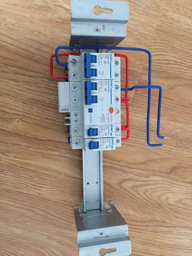 電線已經著火但是空開保護沒有跳閘這是為什麼