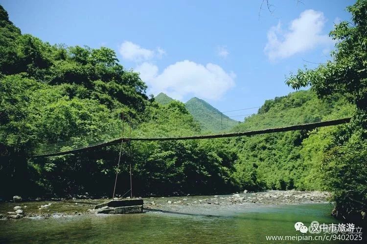 骆家坝回龙大峡谷图片