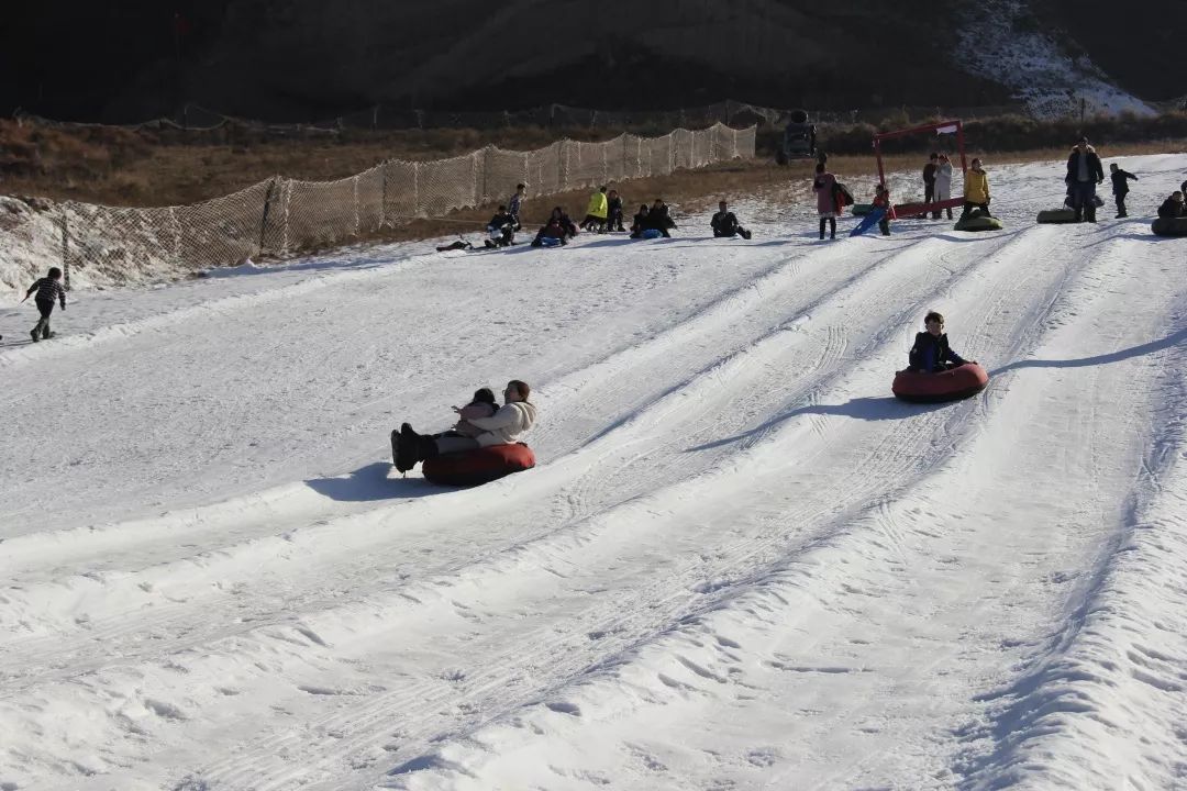 永济五老峰滑雪场图片