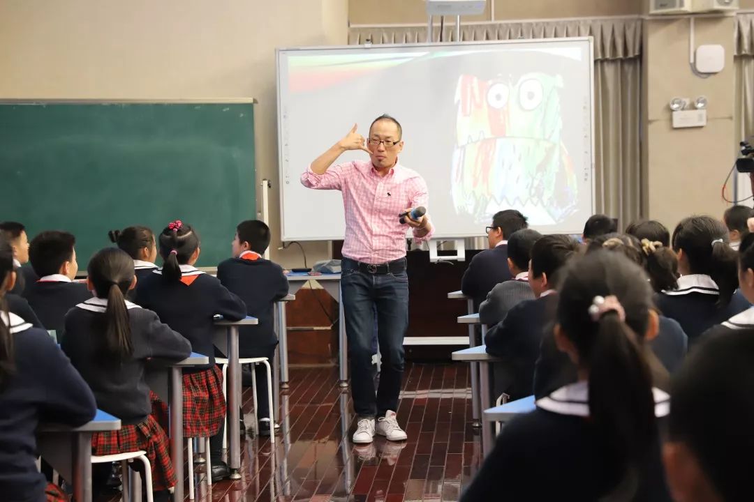 ▼北京市海淀区外国语实验学校的主维山老师"三位老师的课,各有各精彩