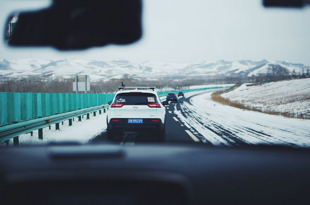 【谈车帮】冬季雪天开车,这几点要记住!_搜狐汽车_搜狐网