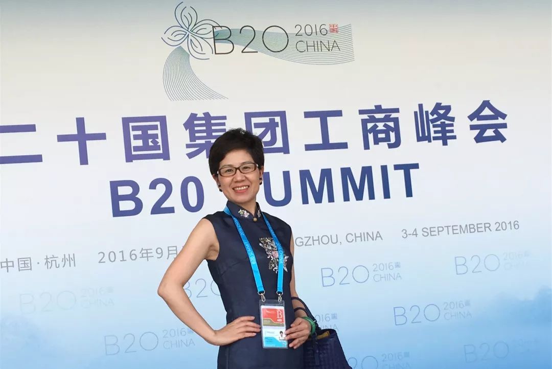 2016年9月g20杭州峰会万事利提供丝绸国礼,丝绸艺术品,丝绸礼服等数十