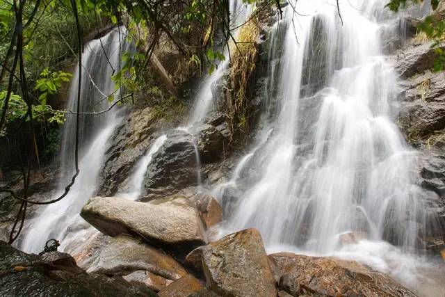 長泰漂流龍鳳谷小黃山榮獲2018中國體育旅遊精品景區