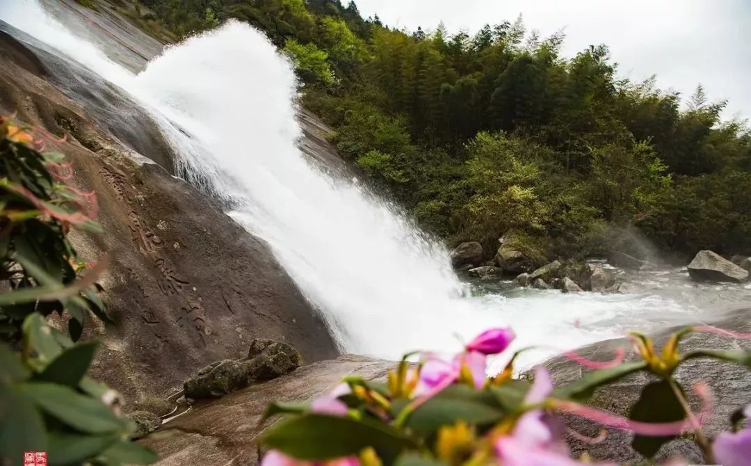 資源寶鼎瀑布▲桂林龍門瀑布景區位於靈川縣青獅潭東源村村委畔頭村