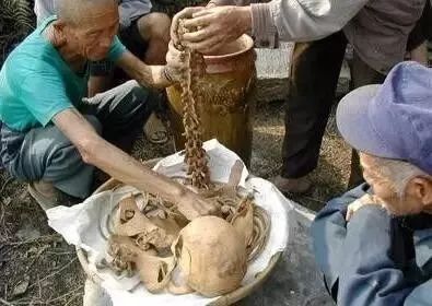 人死后49天的全过程图片