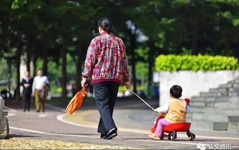 中國式悲哀給兒女帶孩子的老人們從不被重視